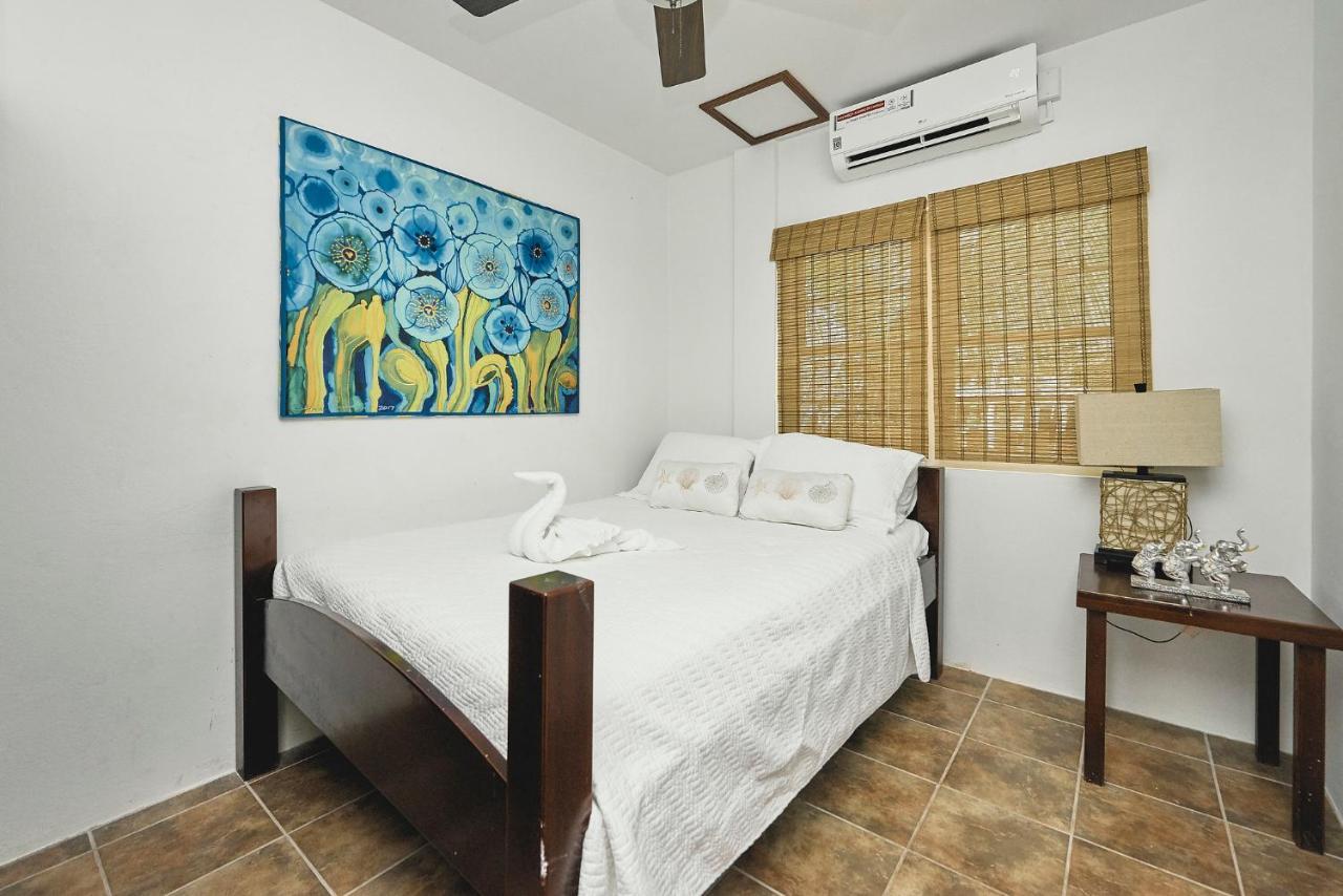 We'Yu Boutique Hotel Caye Caulker Exterior photo