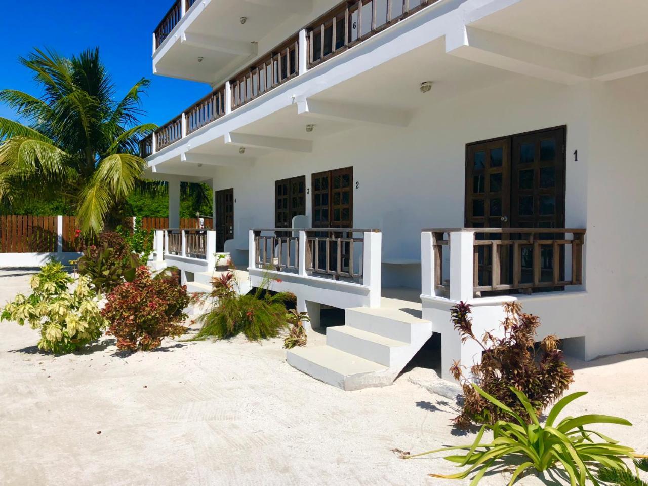 We'Yu Boutique Hotel Caye Caulker Exterior photo